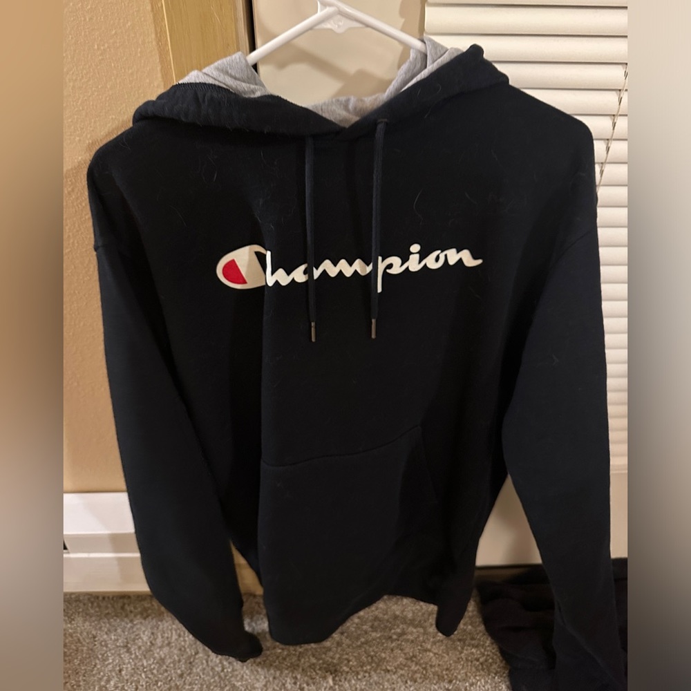 Champion Men’s Black Hoodie Size Medium